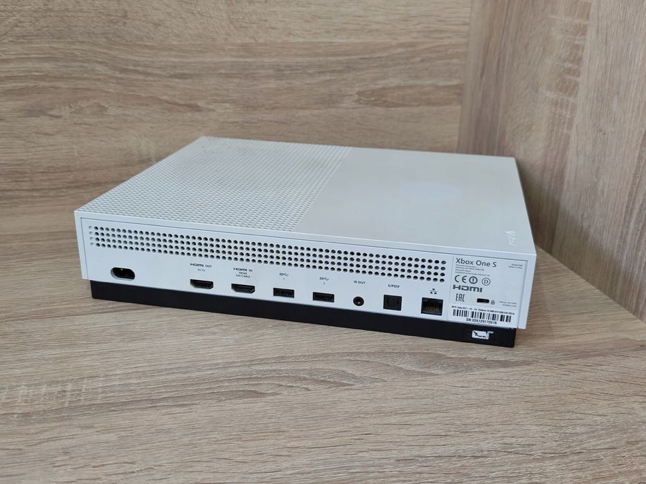 Konsola microsoft xbox one s 500gb