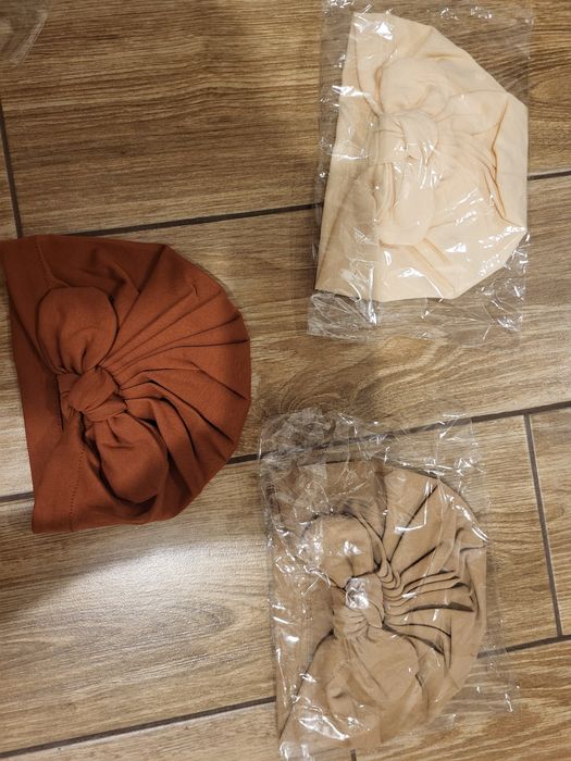 Zestaw komplet 3 czapki czapeczki wiosna