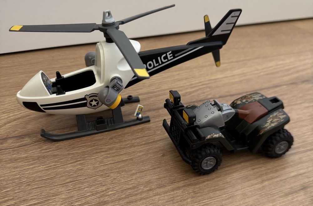 Playmobil 9372 policyjny radiowóz, samolot i quad