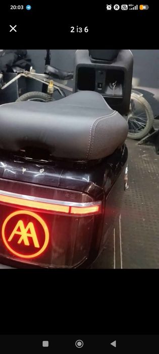 Електроскутер Aima A700