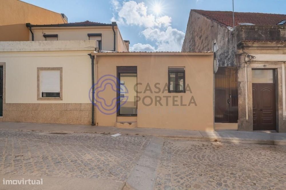 Moradia T1 Totalmente Remodelada com Jardim | Bonfim – Porto