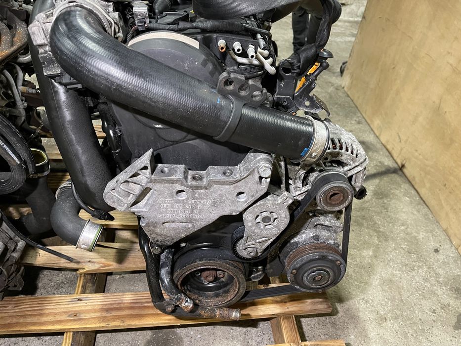 MOTOR VW GOLF V 1.9 TDI 105CV REF- BKC OU BXE