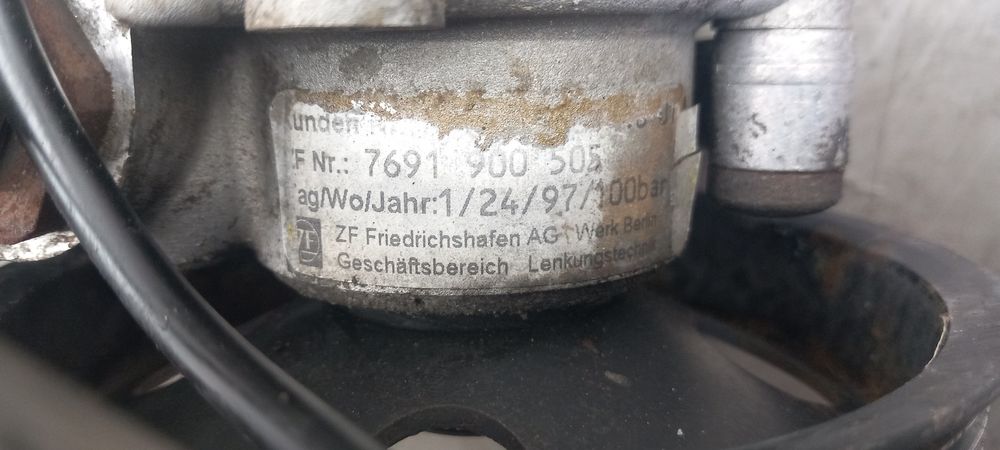 Bomba de direção MERCEDES-BENZ CLK (C208)