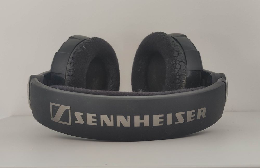 Auscultadores Sennheiser  HD 215