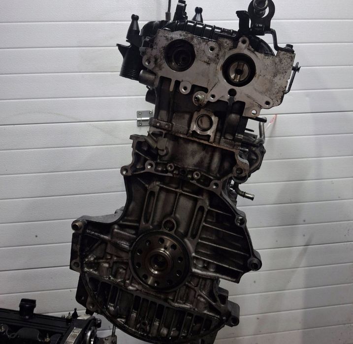 Silnik słupek bez osprzętu 2.4 d volvo xc60 I 2010r