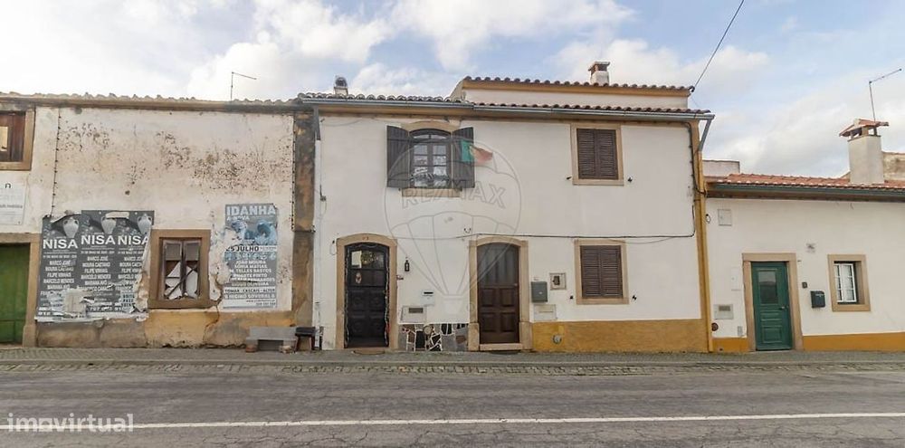 Moradia T2 para venda