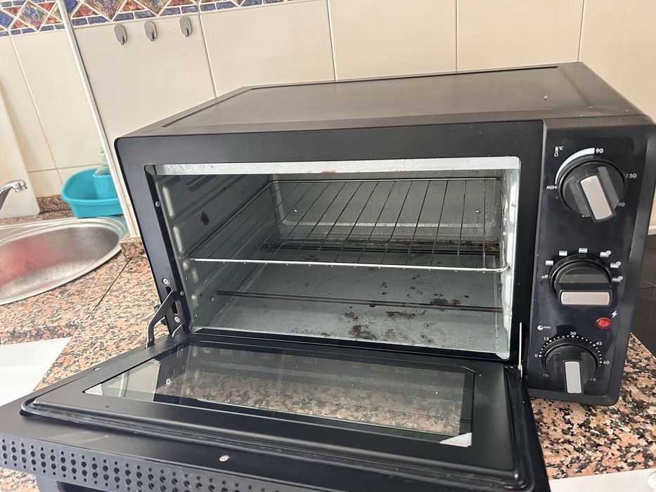 Forno eletrico.