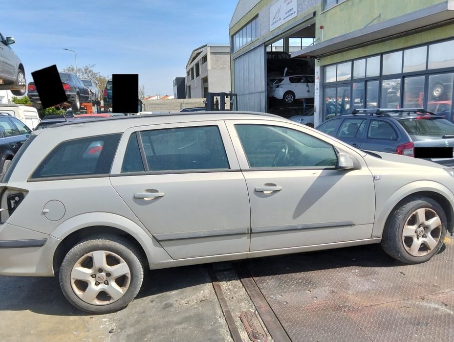 Opel Astra H para peças