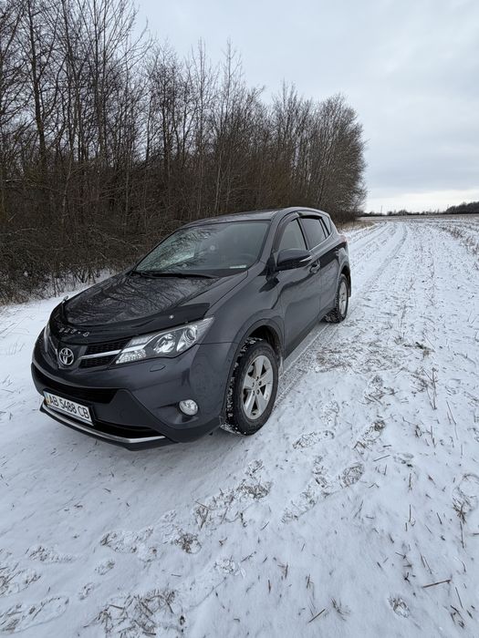 Toyta RAV 4 . 2014. 2.5 газ / бензин