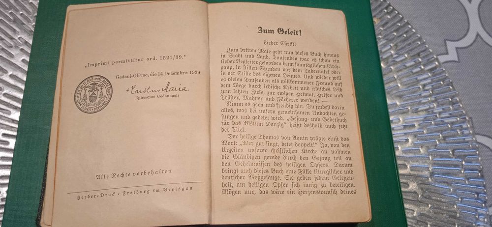 stary niemiecki modlitewnik z czasów wojny