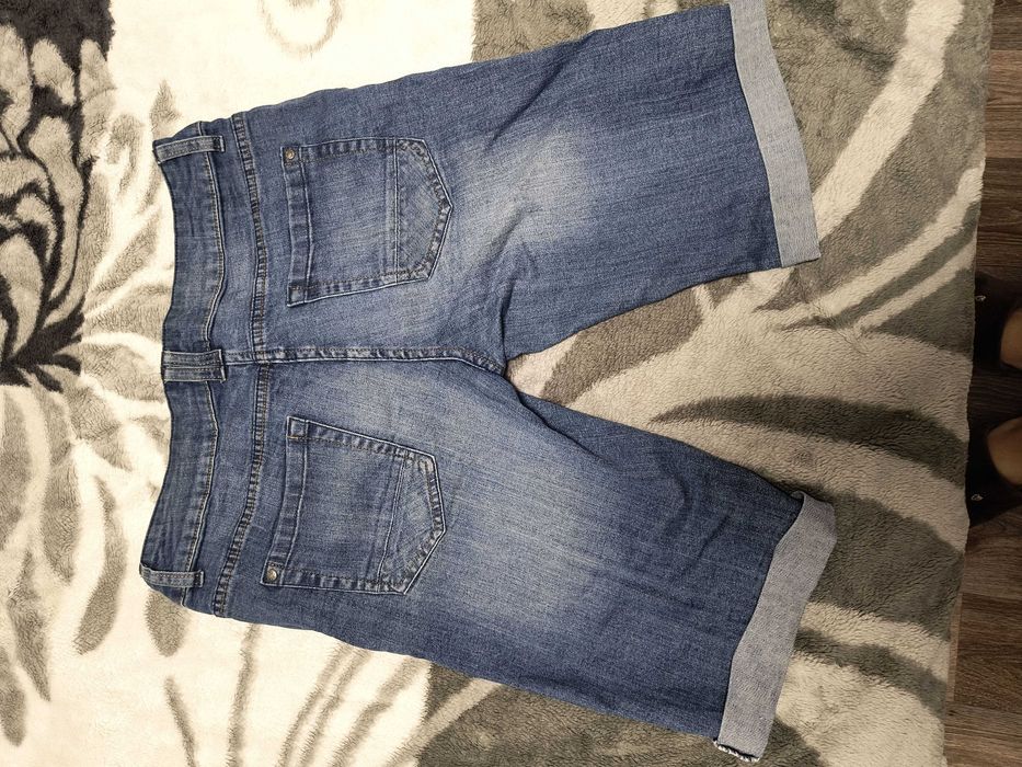 Джинсы мужские  32 размер