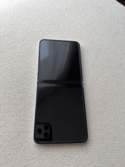 Samsung Galaxy Z Flip6
