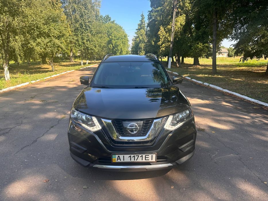 Продам нісан рог