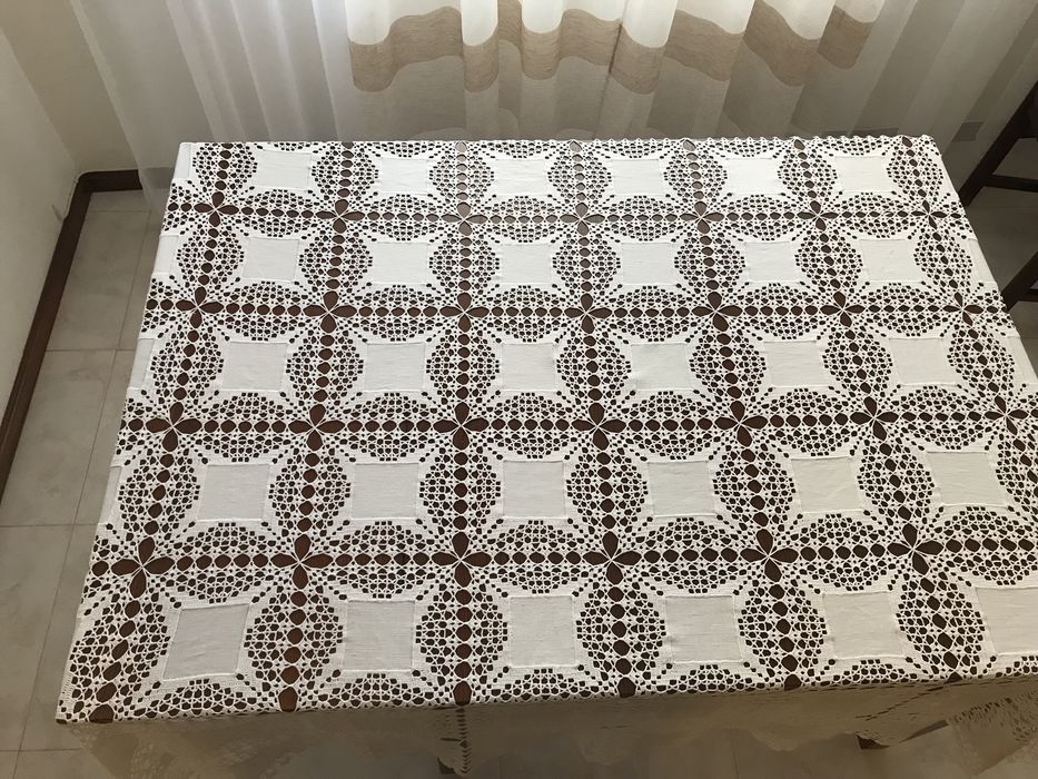 Toalha em renda e linho