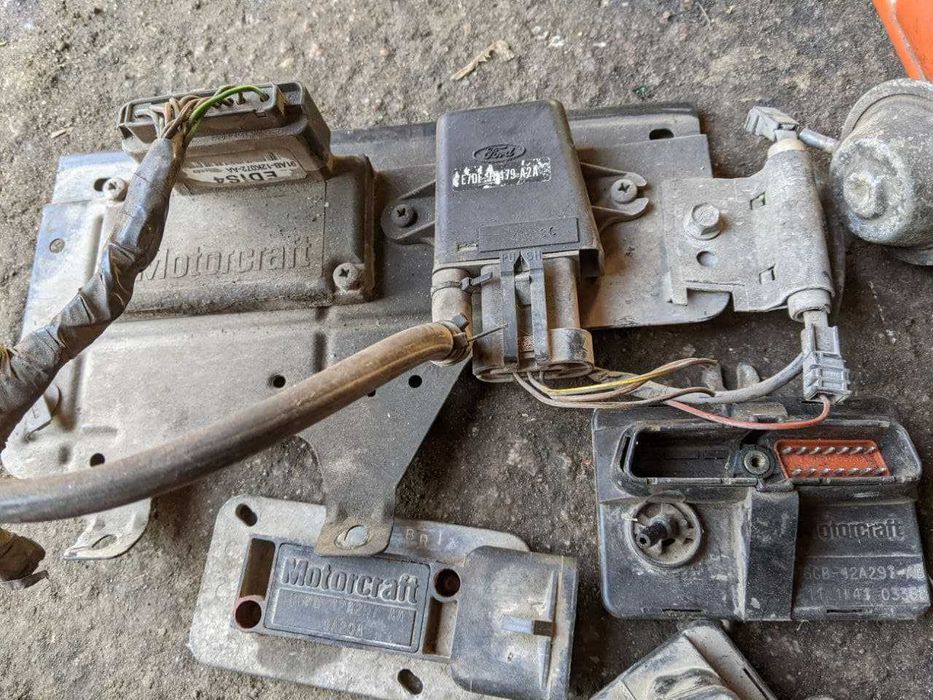 Коммутатор катушка трамблёр Ford Sierra OHC разборка