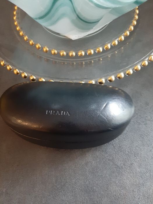 Stare etui Prada kolekcja vintage etui na okulary wady boho czarne pud