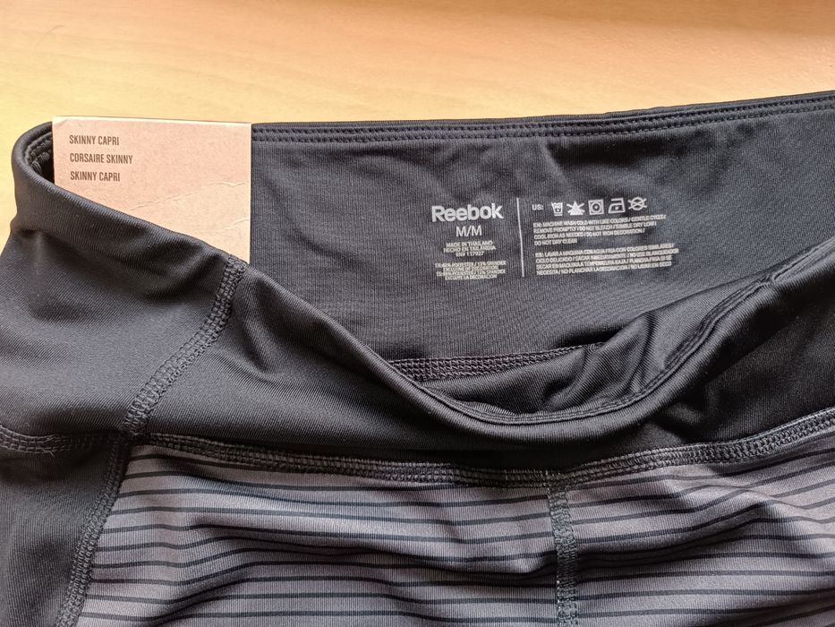 Шорти капрі Reebok