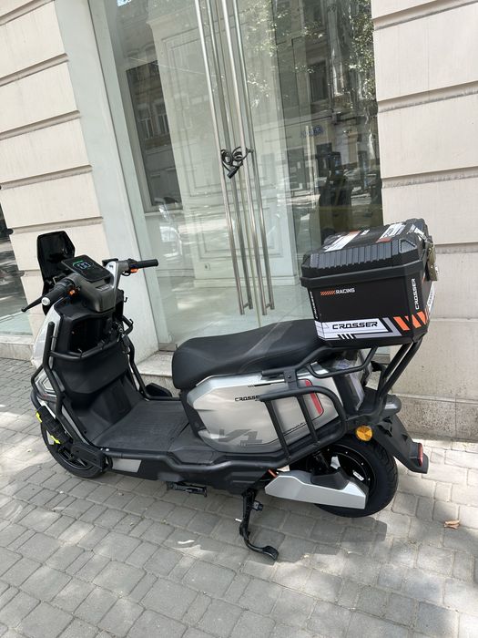 Электроскутер Crosser CR 13 PRO . Электромопед. Литий 72V-30-71А