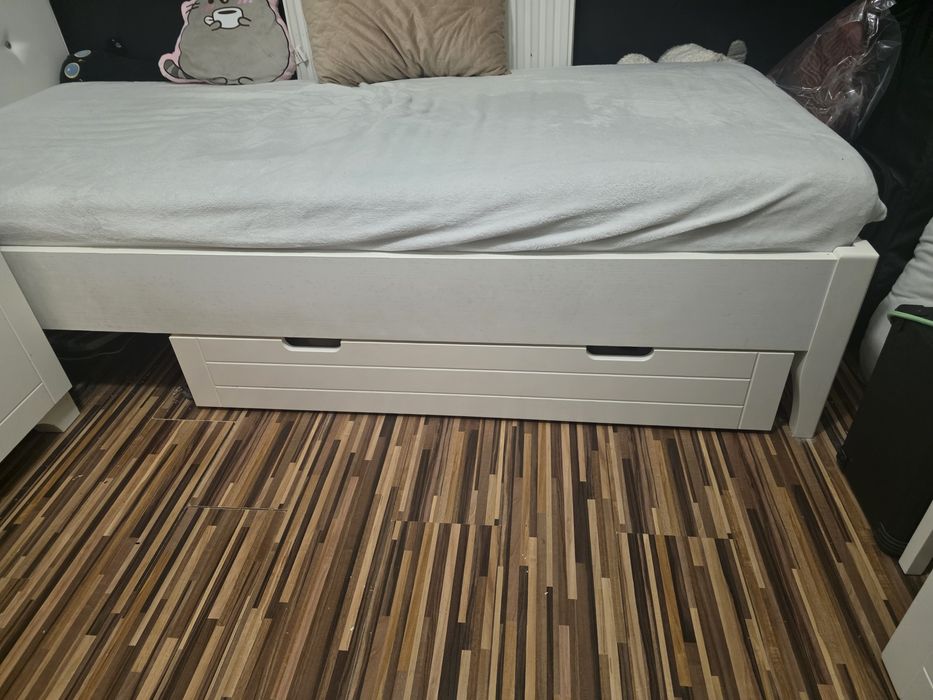 Biurko + Łóżko firmy  meblik Bianco Fiori