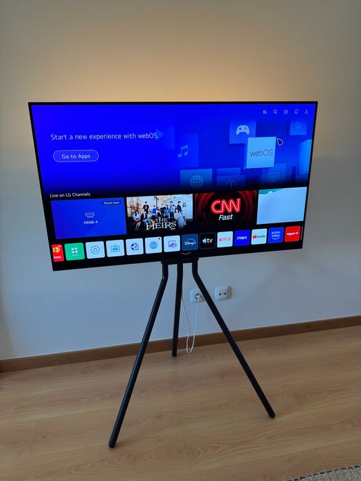 TV OLED 4K de 48 polegadas LG C1 e suporte447102652902942722