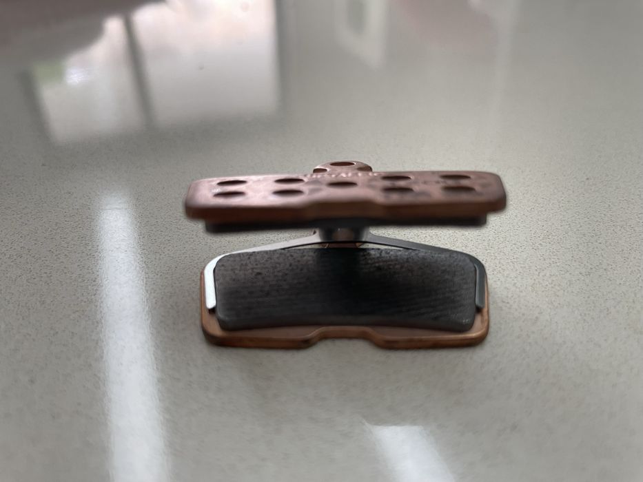 Discos SRAM centerline + pastilhas SRAM metalicas Avid/Code