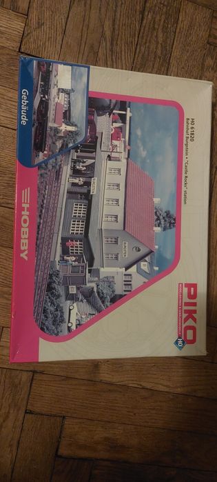 PIKO Stacja Kamienna Góra model 1:84,5