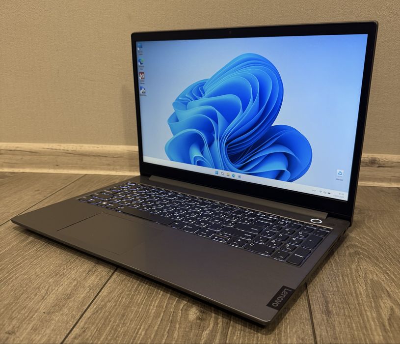 Сучасний ThinkBook i5-1035G1, 8Gb DDR4, Kingston 240Gb, налаштований.