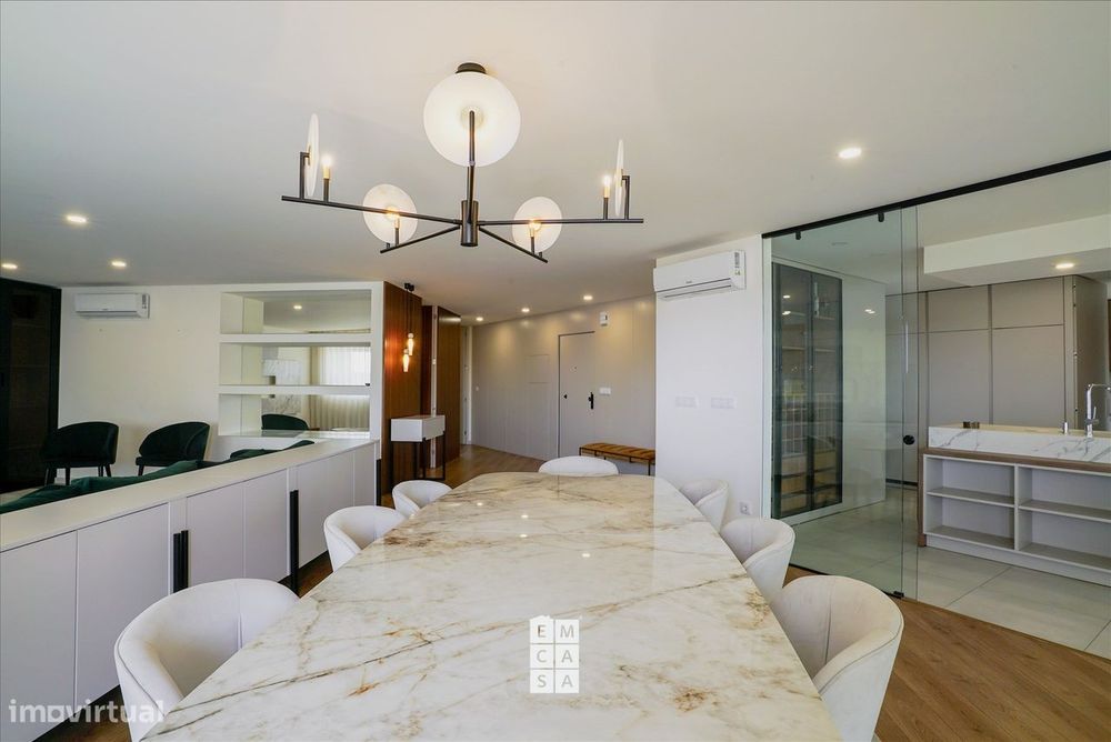 Apartamento T4 de Luxo para Arrendamento | Centro de Oliveira de Azemé