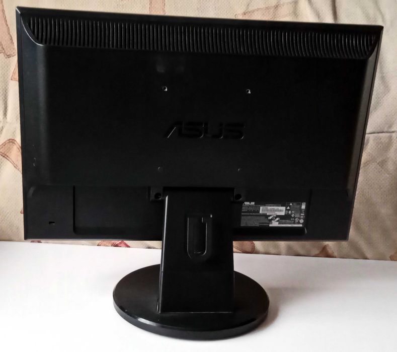 Монитор 19 "дюймов Asus VW195U широкоформатный