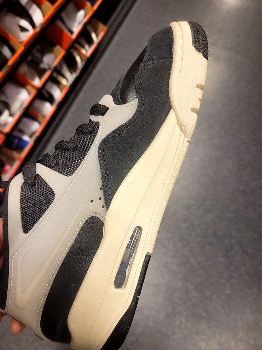 Кроссовки NIKE AIR JORDAN 4 RM нові original