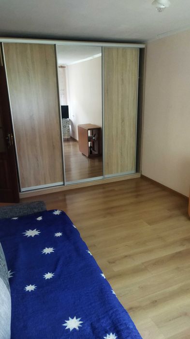 Кімната вул.Наукова ізольована з ремонтом для дівчини