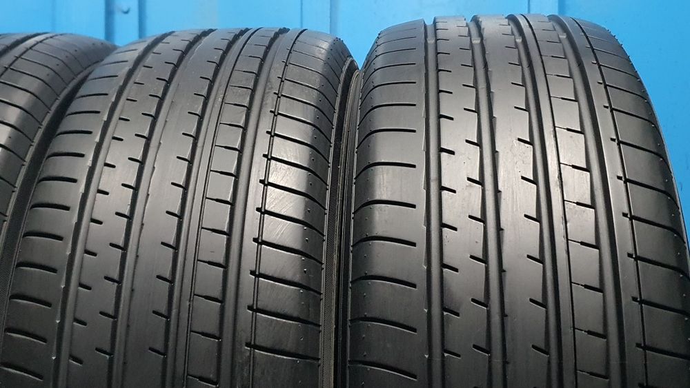 235/60 R18 Markowe opony letnie Yokohama  - bez napraw  - Rok 2022