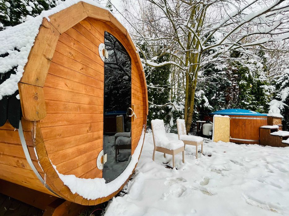 Cze Chill House - Dom na Kaszubach z sauną, jacuzzi i letnim basenem