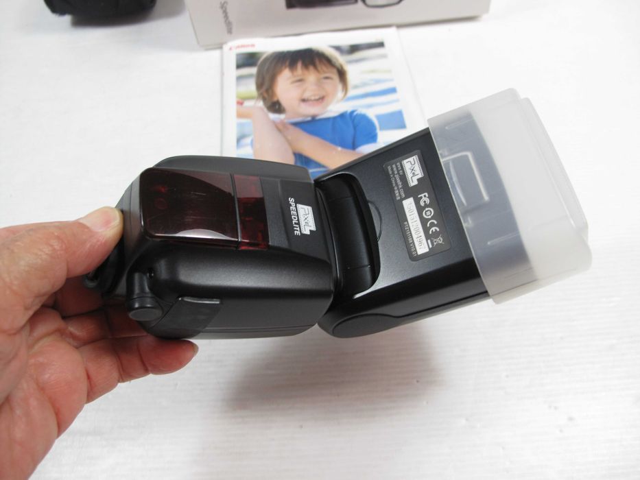 Flash Canon Pixel X800C na caixa e bolsa como novo,TEMOS Outros Flashs