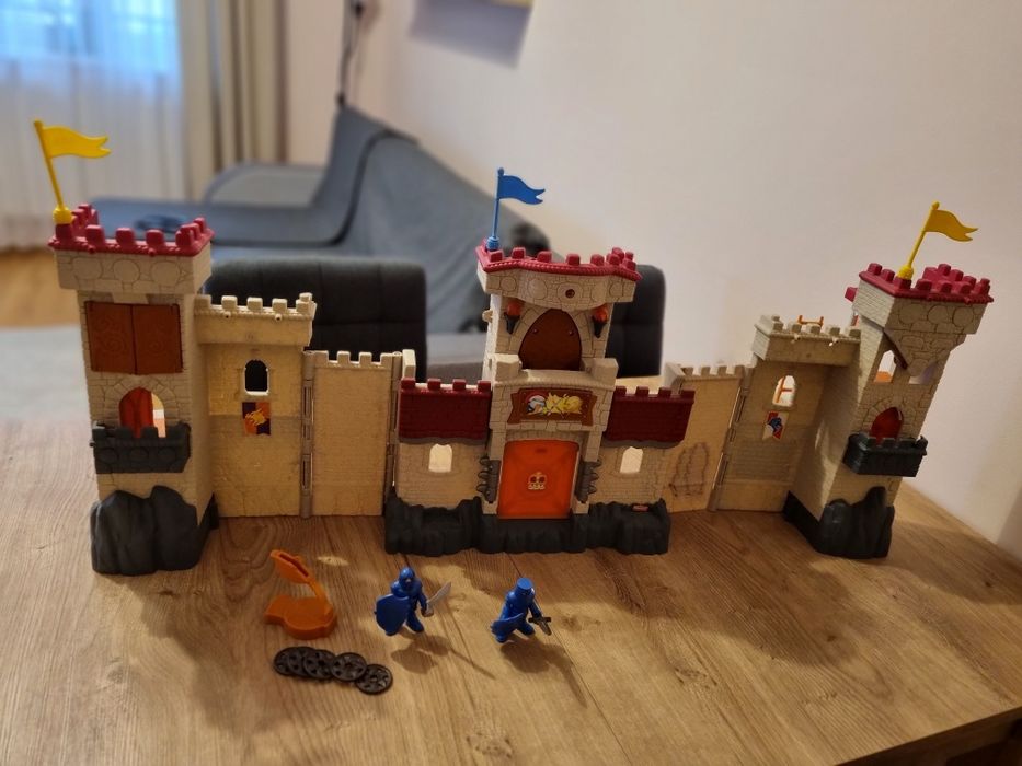 Zamek Fisher Price