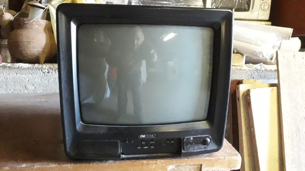 Tv a cores duas tv