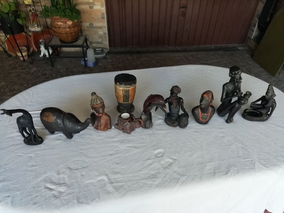 10 Figuras de Colecção Em Madeira Feito a Mão