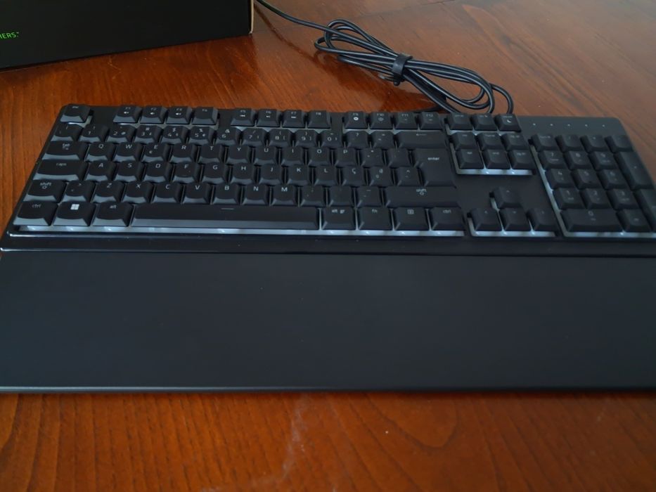 Teclado Razer ORNATA V3 X como novo