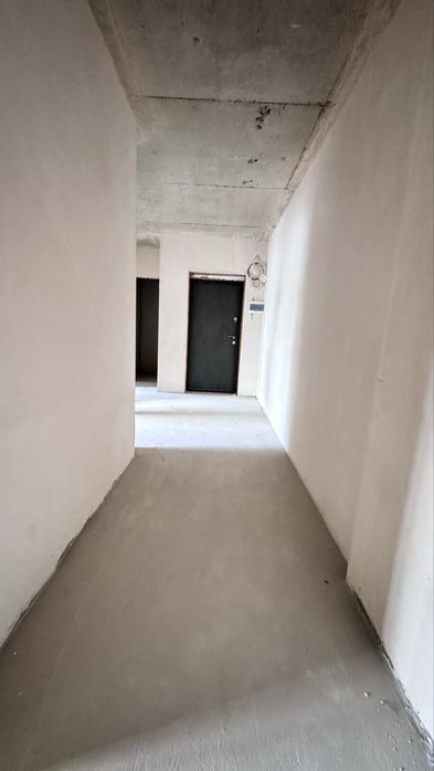 Продається простора 2кім.квартира по вул. Бельведерська .         I