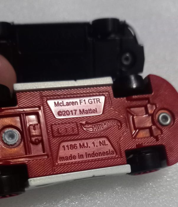 Conjunto 2 hot wheels Acura & mclaren