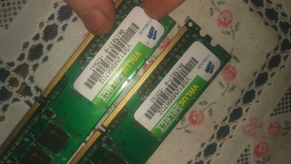 Озу DDR2 1gb kit