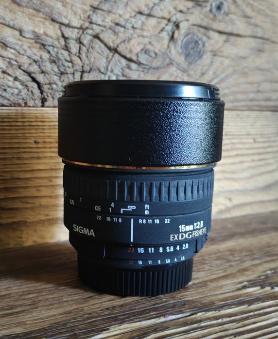 Sigma 15mm F2.8 EX Fisheye - mocowanie Nikon F