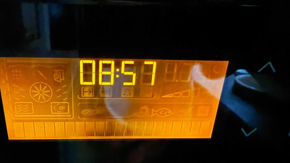 Piekarnik Beko z  grillem i termoobiegiem OIM25700x