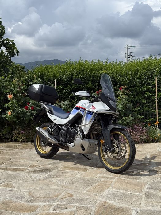 Honda Transalp XL750 (carta A2)