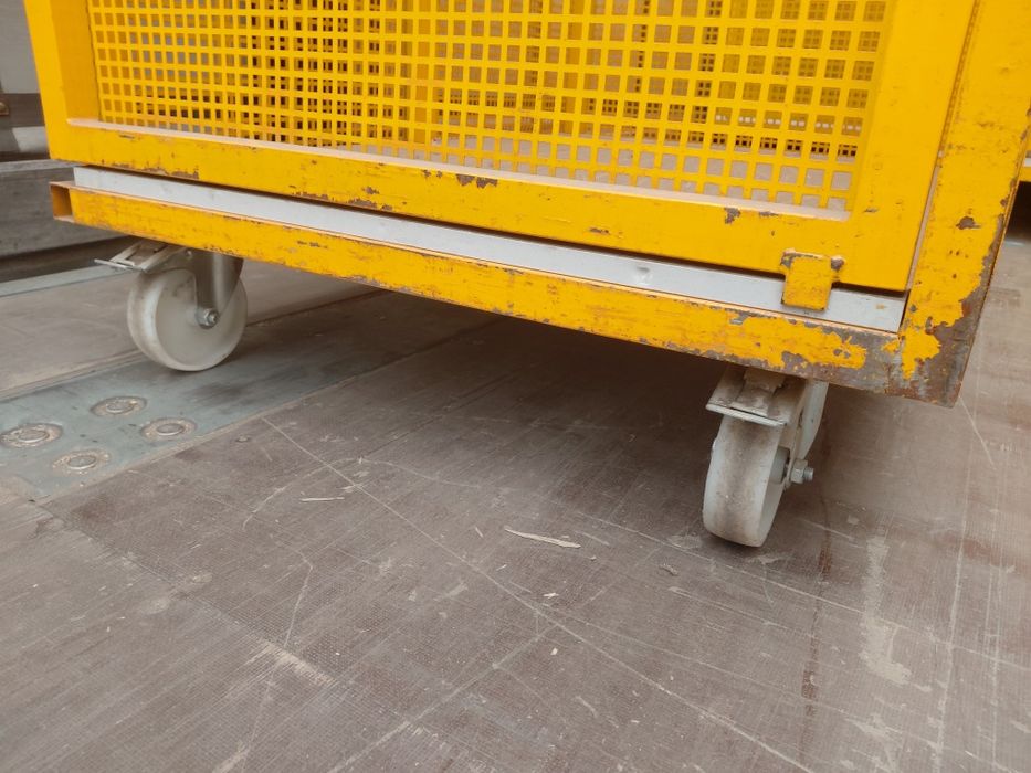 Wózek duży kurierski siatkowy transportowy magazynowy