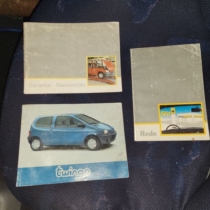 Renault Twingo com teto de abrir de correr