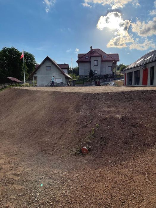 Usługi Mini koparką wykopy pod przyłącza wodno- kanalizacyjne instalacje