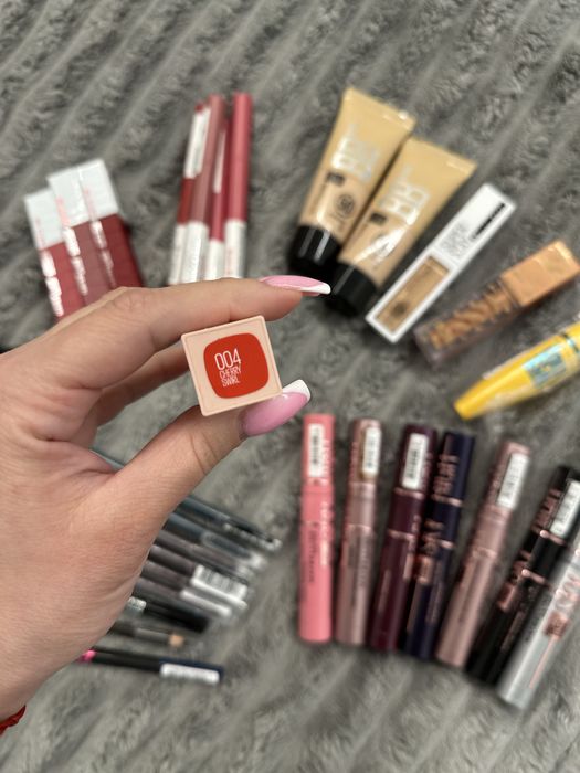 Нова косметика Maybelline