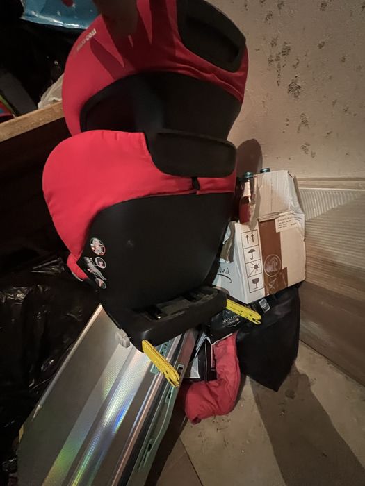 Автокрісло Maxi Cosi. 15-36 кг.