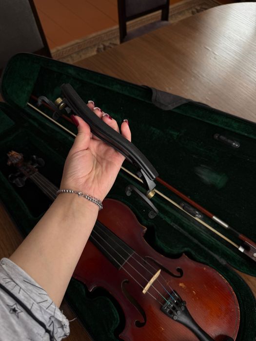 Продам скрипку 4/4 (повний комплект)